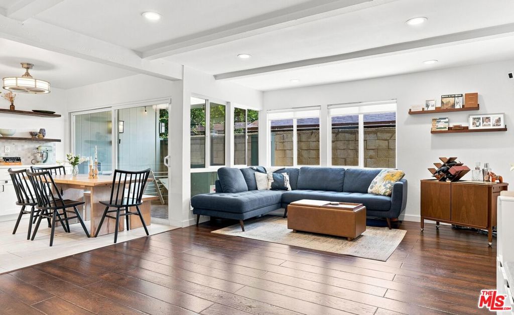 2520 Arizona Avenue 8, Santa Monica, CA 90404 — photo 1