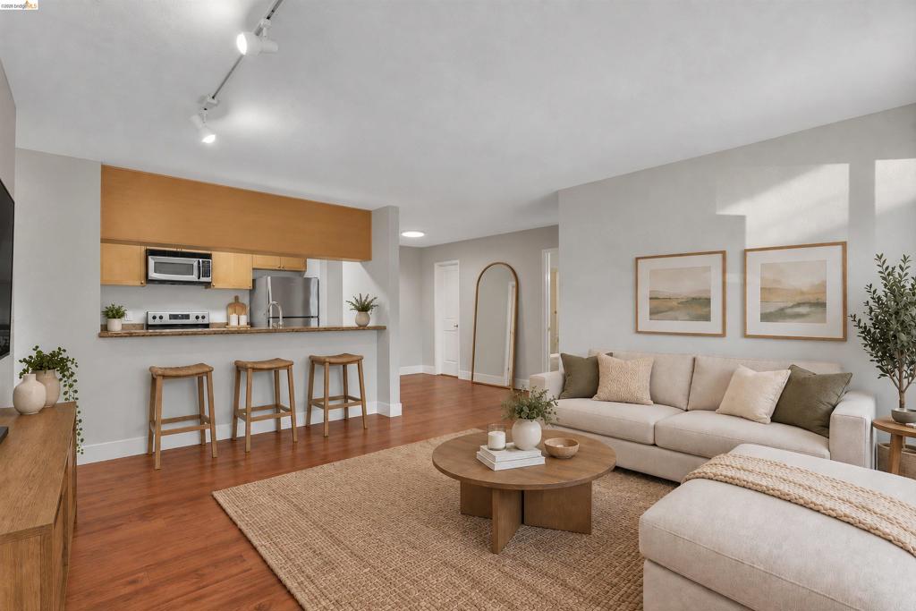 1085 Murrieta Blvd 125, Livermore, CA 94550 — photo 1