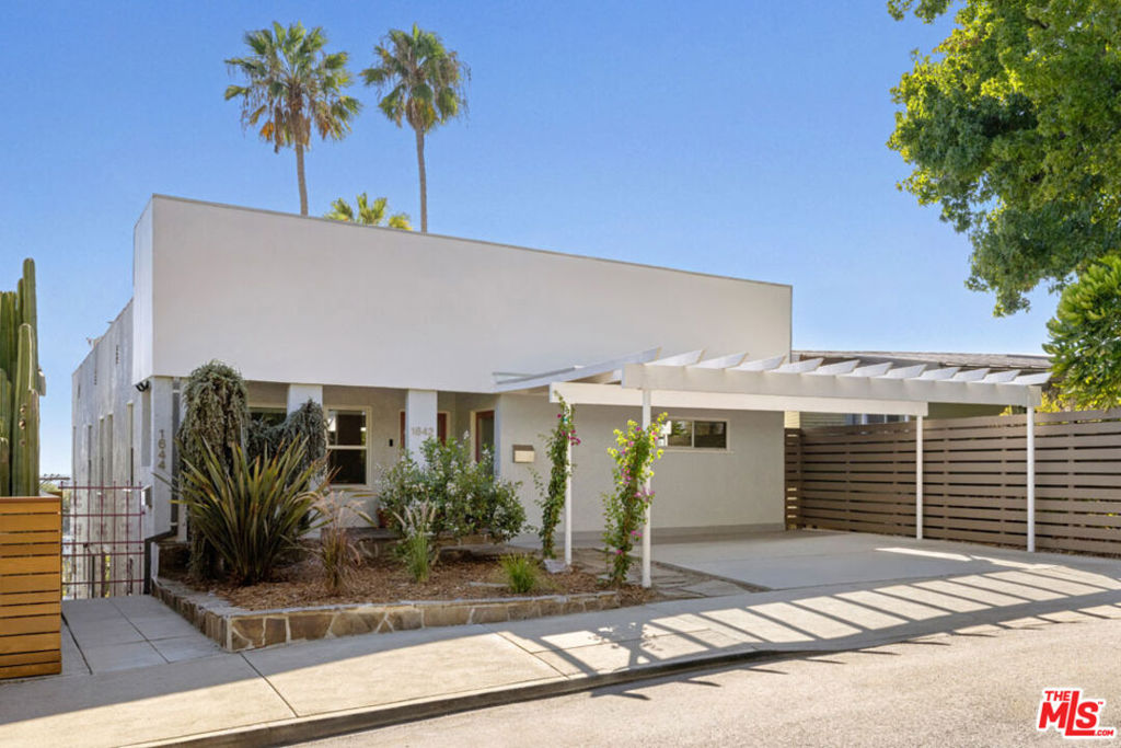 1642 Elevado Street, Los Angeles, CA 90026 — photo 1