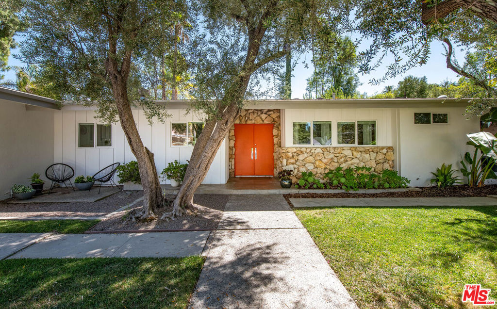 4509 Caminito Place, Los Angeles, CA 91356 — photo 1