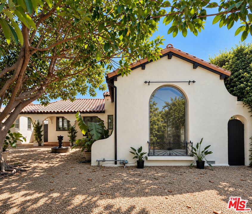 352 N Orlando Avenue, Los Angeles, CA 90048 — photo 1