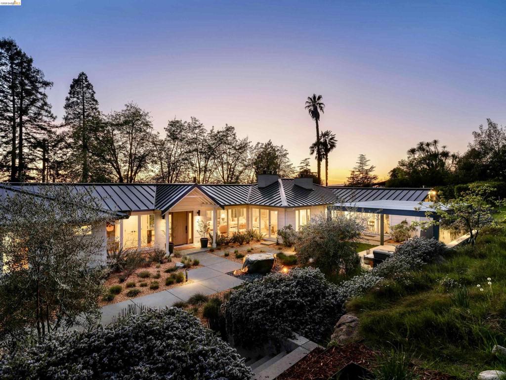 12700 Skyline Boulevard, Oakland, CA 94619 — photo 1