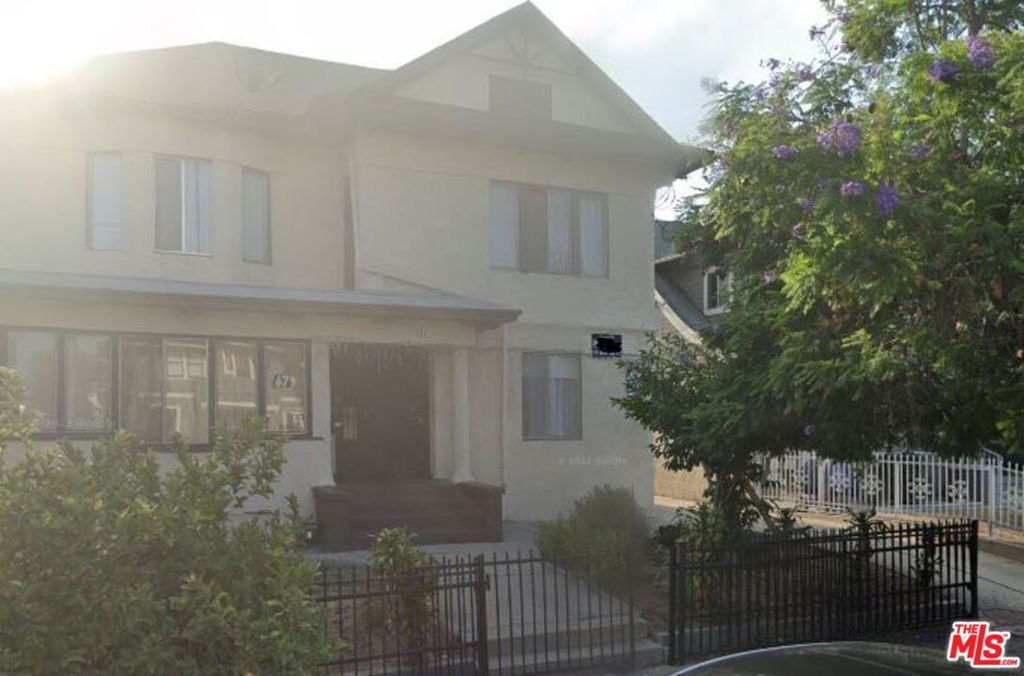 1678 Roosevelt Avenue, Los Angeles, CA 90006 — photo 1