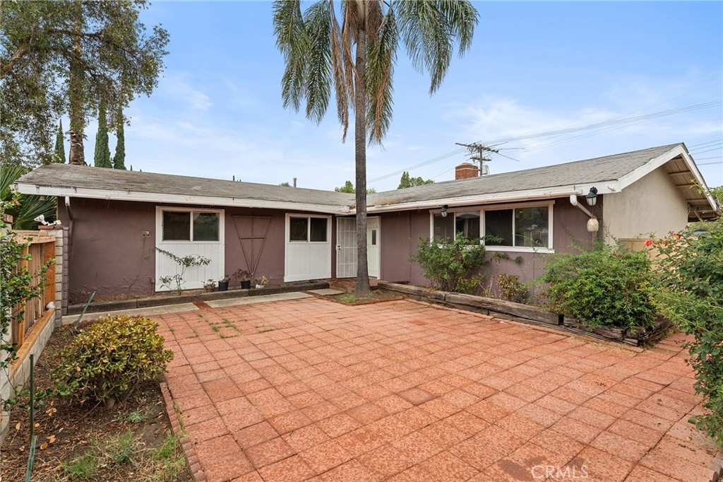 8233 Fallbrook, West Hills, CA 91304 — photo 1