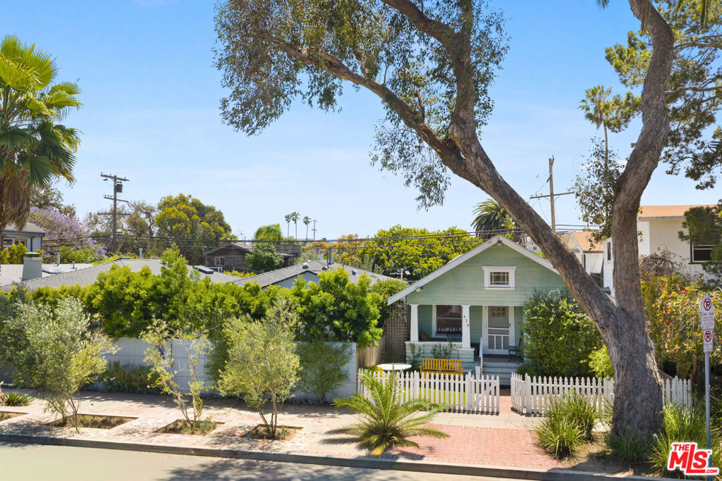 428 Rialto Avenue, Venice, CA 90291 — photo 1
