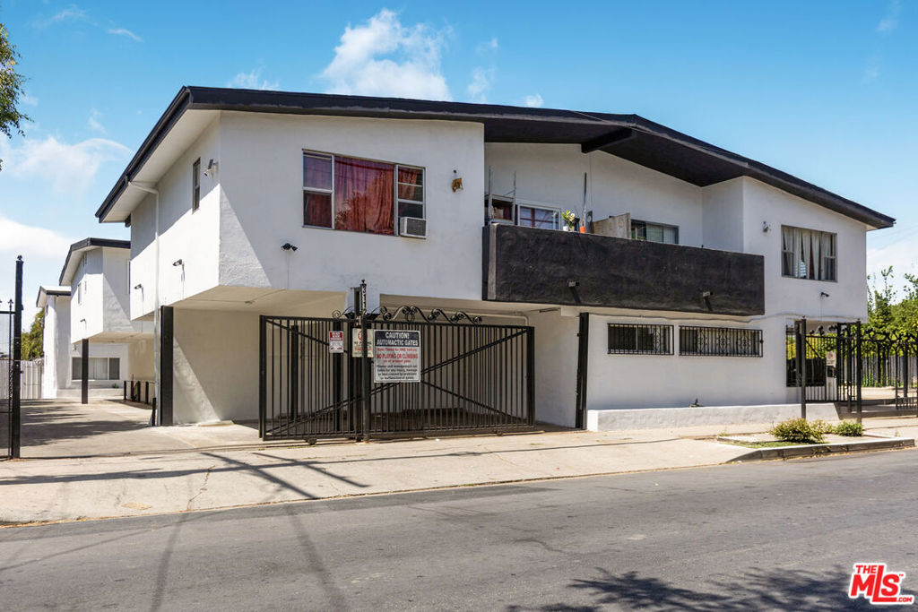 3112 Estara Avenue, Los Angeles, CA 90065 — photo 1