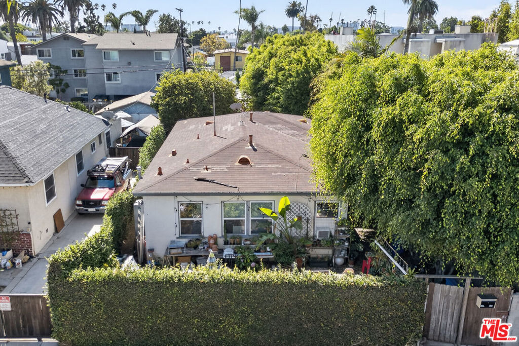 644 Vernon Avenue 644/646, Los Angeles, CA 90291 — photo 1
