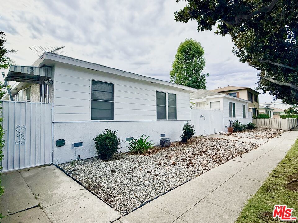 3837 Sawtelle Boulevard, Los Angeles, CA 90066 — photo 1