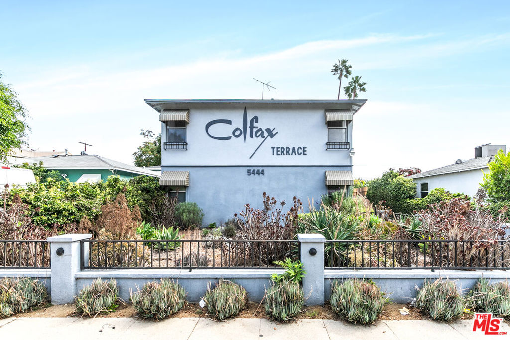 5444 Colfax Avenue, Valley Village, CA 91601 — photo 1