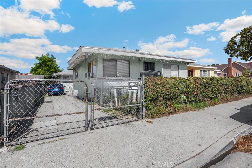 549 Hoefner, Los Angeles, CA 90022 — photo 1