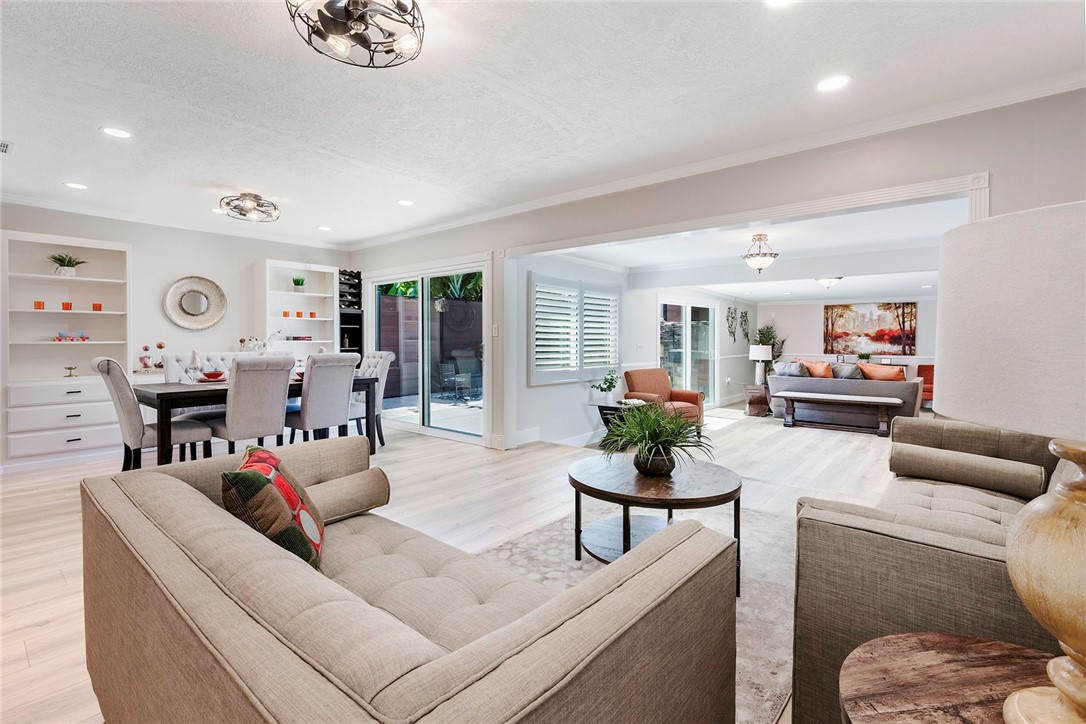 2425 Heather, Long Beach, CA 90815 — photo 1