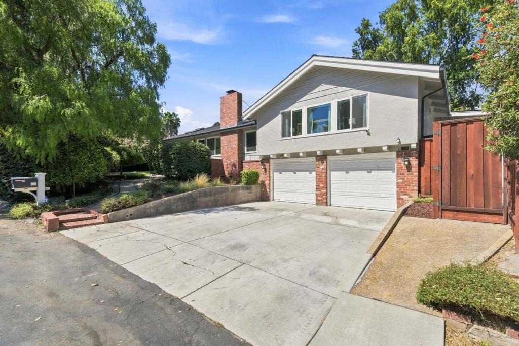146 El Solyo Heights Drive