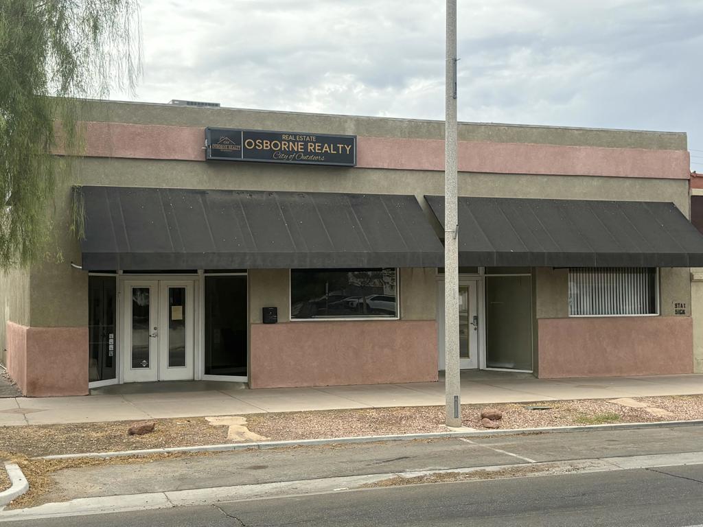 138 Hobsonway, Blythe, CA 92225 — photo 1