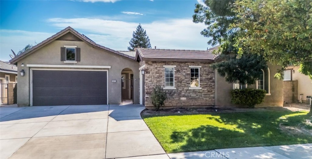 5523 Segovia, Bakersfield, CA 93306 — photo 1