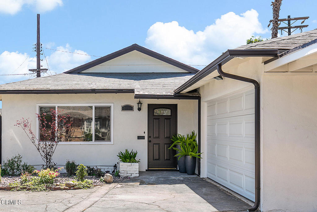 2211 1/8 Casitas Avenue, Altadena, CA 91001 — photo 1