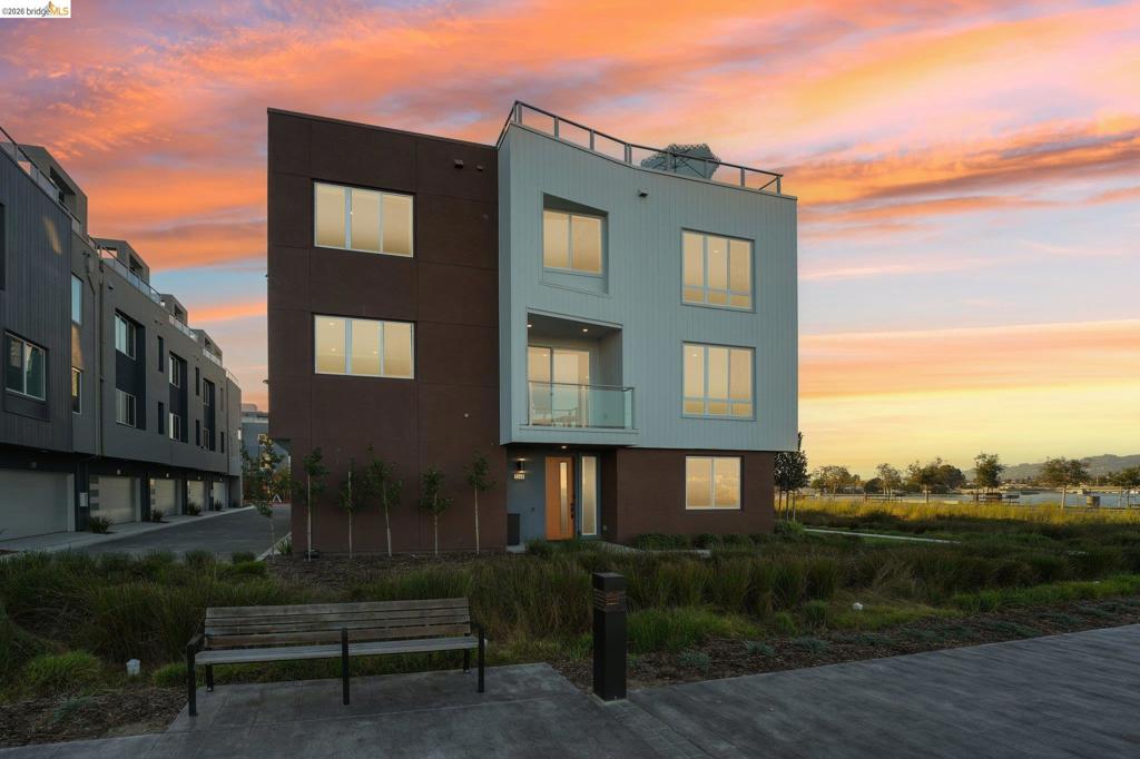 2388 Stanford St, Alameda, CA 94501 — photo 1