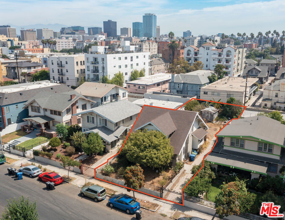 918 S Kingsley Drive, Los Angeles, CA 90006 — photo 1
