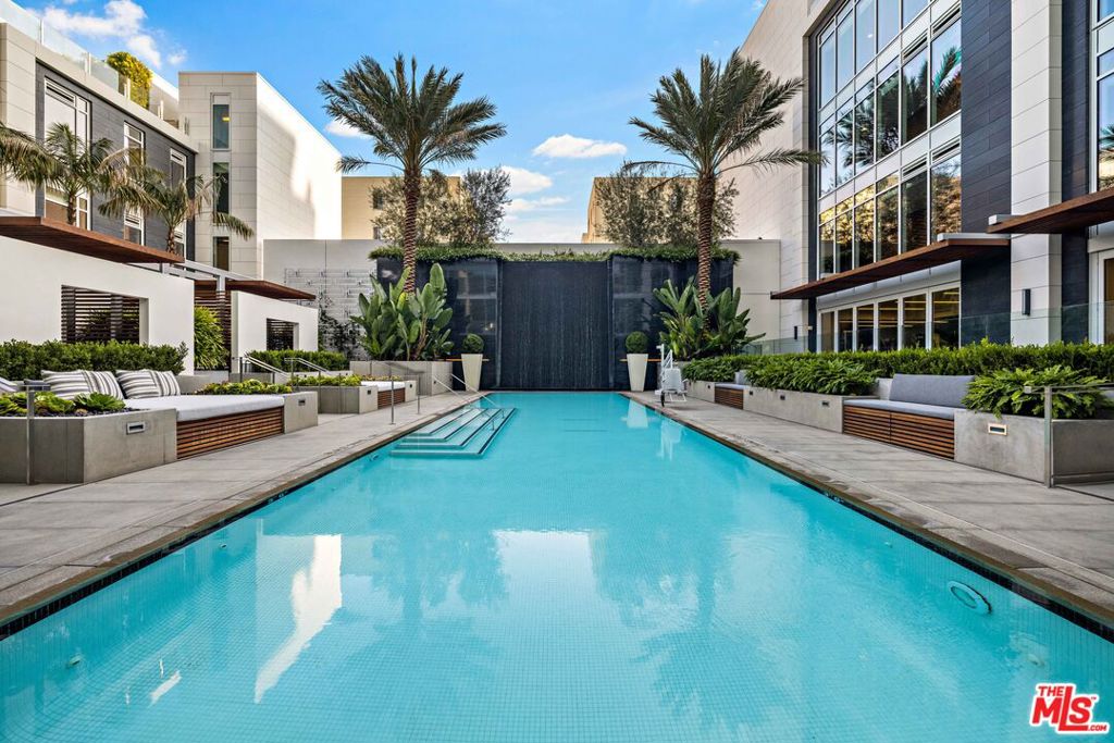 9000 W 3rd Street 304, Los Angeles, CA 90048 — photo 1