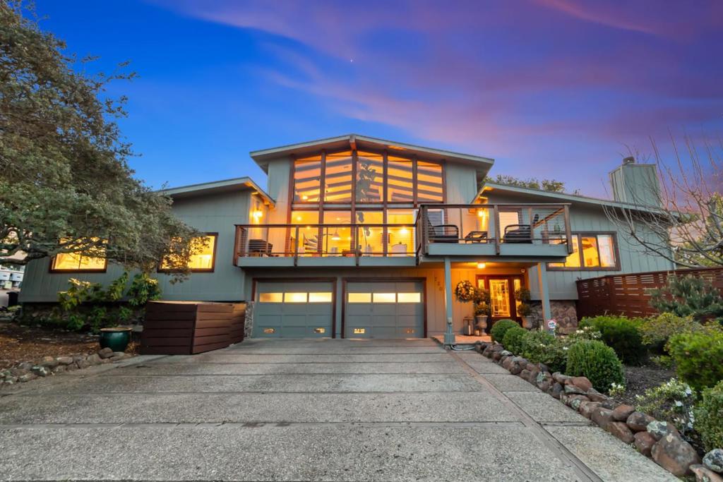 720 Temescal Way, Redwood City, CA 94062 — photo 1