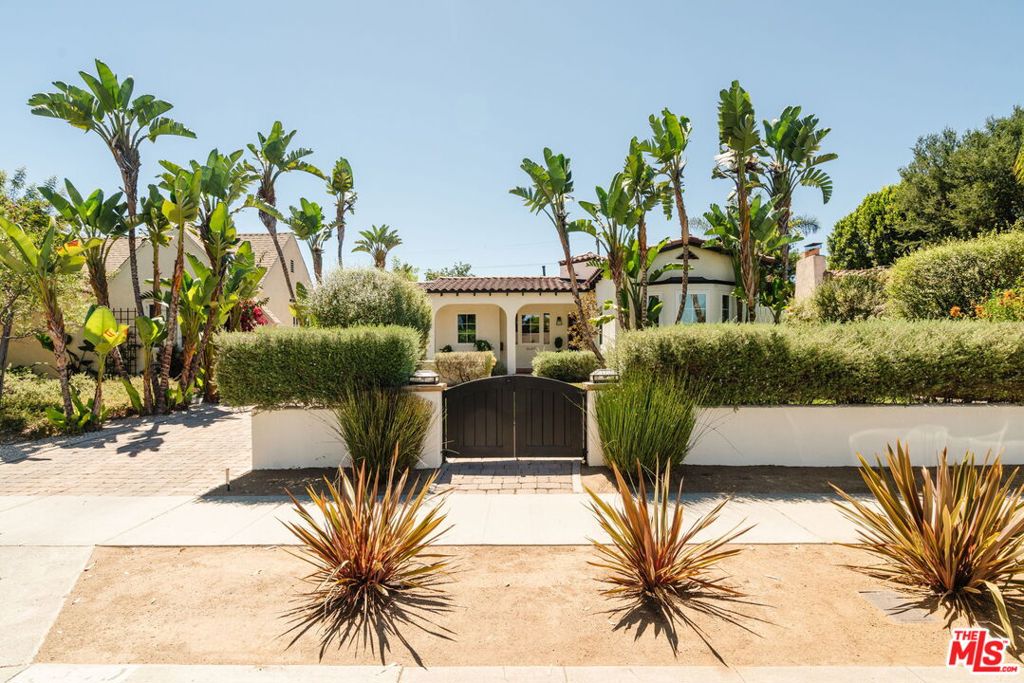 4649 Cartwright Avenue, Toluca Lake, CA 91602 — photo 1