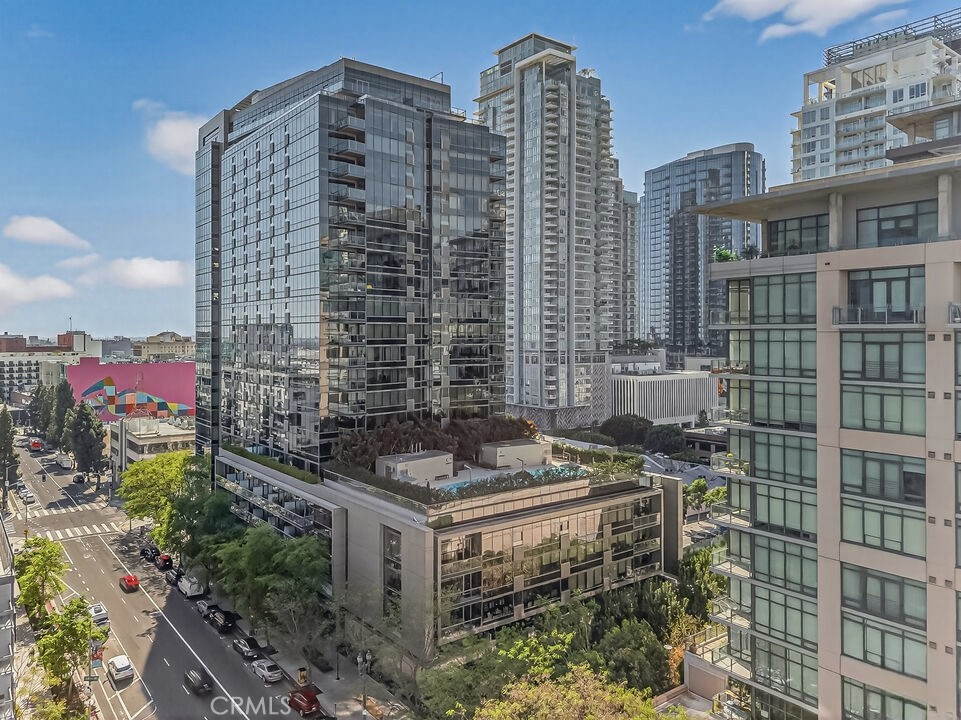 1155 S Grand Avenue 1707, Los Angeles, CA 90015 — photo 1