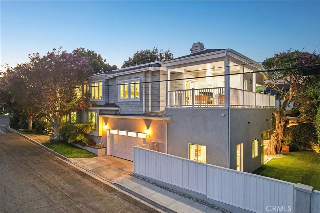 2300 John Street, Manhattan Beach, CA 90266 — photo 1