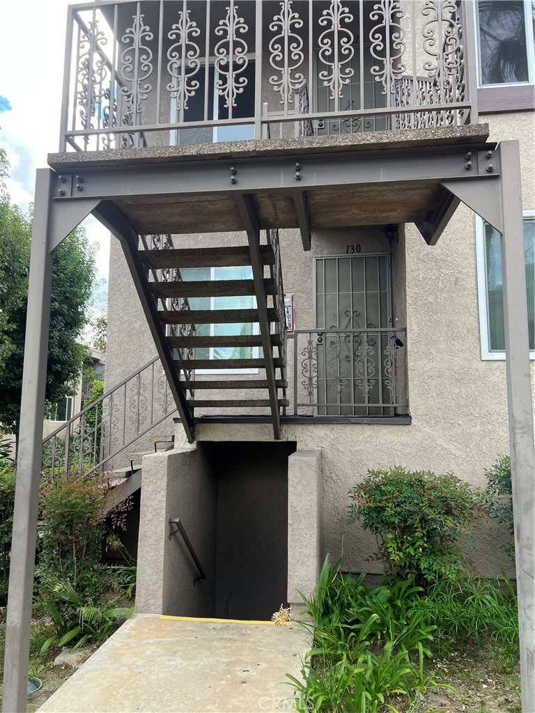 5484 Dobbs Street 130, Los Angeles, CA 90032 — photo 1