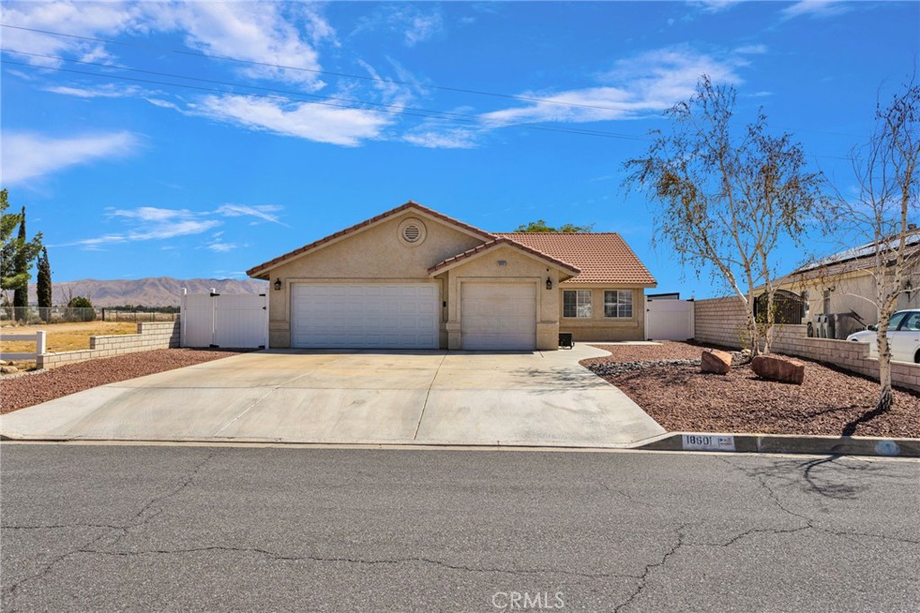 18601 Mountain Meadows, Victorville, CA 92395 — photo 1