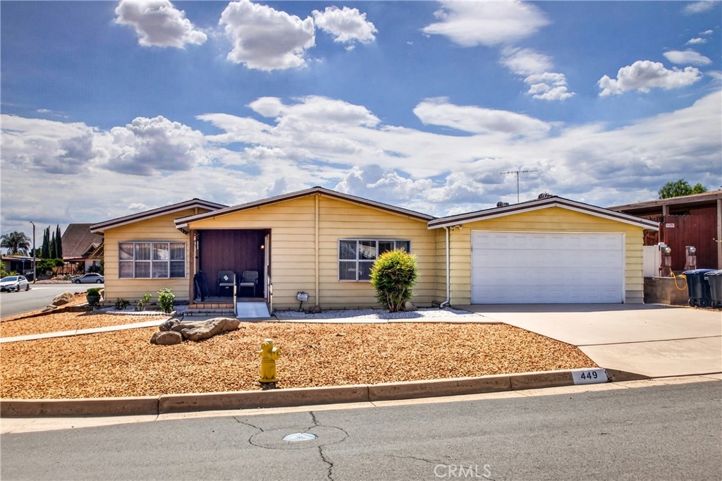 449 Crown Ridge Road, Perris, CA 92570 — photo 1