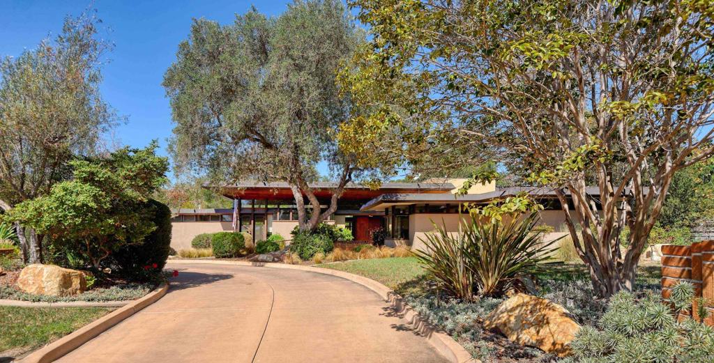 5330 Le Barron Rd, San Diego, CA 92115 — photo 1