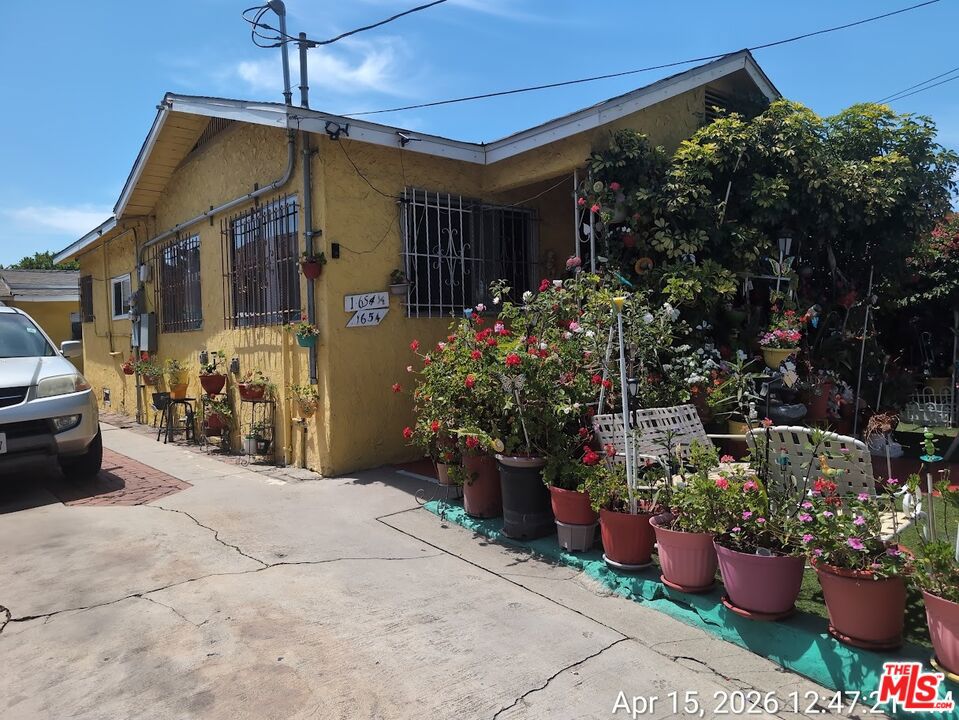 1654 E 32nd Street, Los Angeles, CA 90011 — photo 1