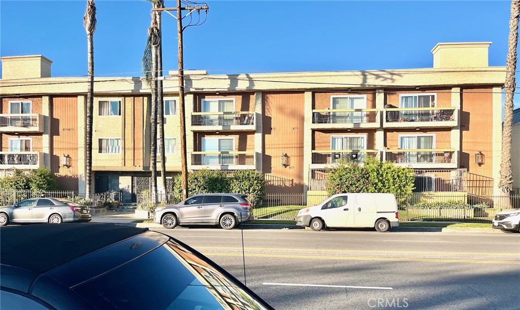 20327 Saticoy 304, Winnetka, CA 91306 — photo 1