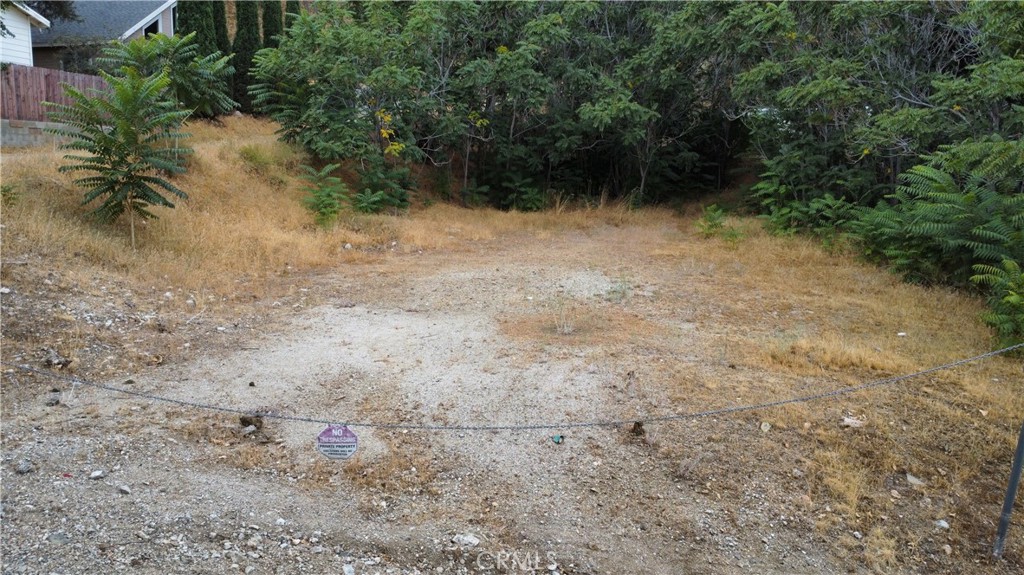 227 E End, Frazier Park, CA 93225 — photo 1