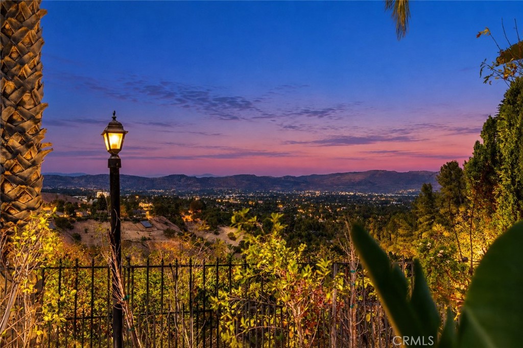 4537 Ellenita Avenue, Tarzana, CA 91356 — photo 1