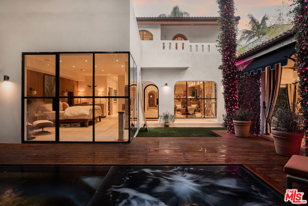 918 N La Jolla Avenue, West Hollywood, CA 90046 — photo 1