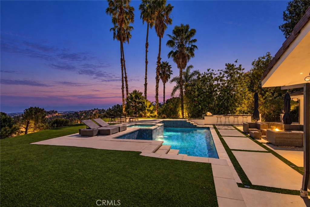 19541 Greenbriar Drive, Tarzana, CA 91356 — photo 1