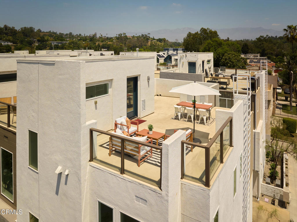 6899 Pollard Street, Los Angeles, CA 90042 — photo 1