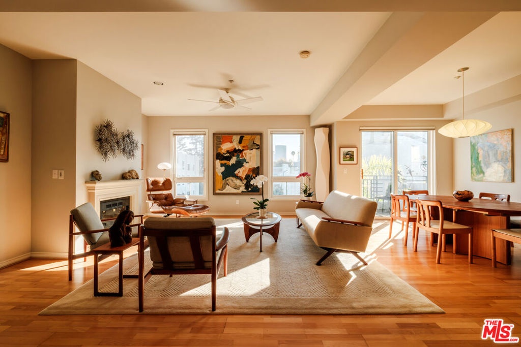 1176 Wellesley Avenue PH2, Los Angeles, CA 90049 — photo 1