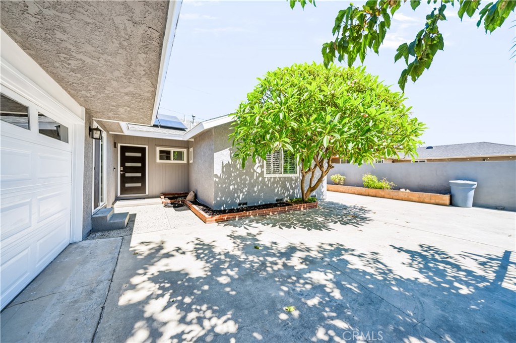 533 E Covina, Covina, CA 91722 — photo 1
