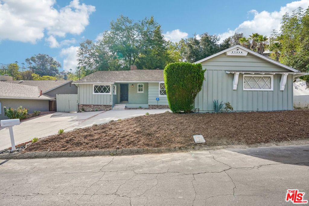 4792 Excelente Drive, Los Angeles, CA 91364 — photo 1
