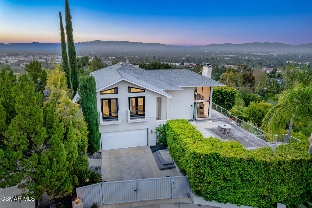 4622 Charmion Lane, Encino, CA 91316 — photo 1