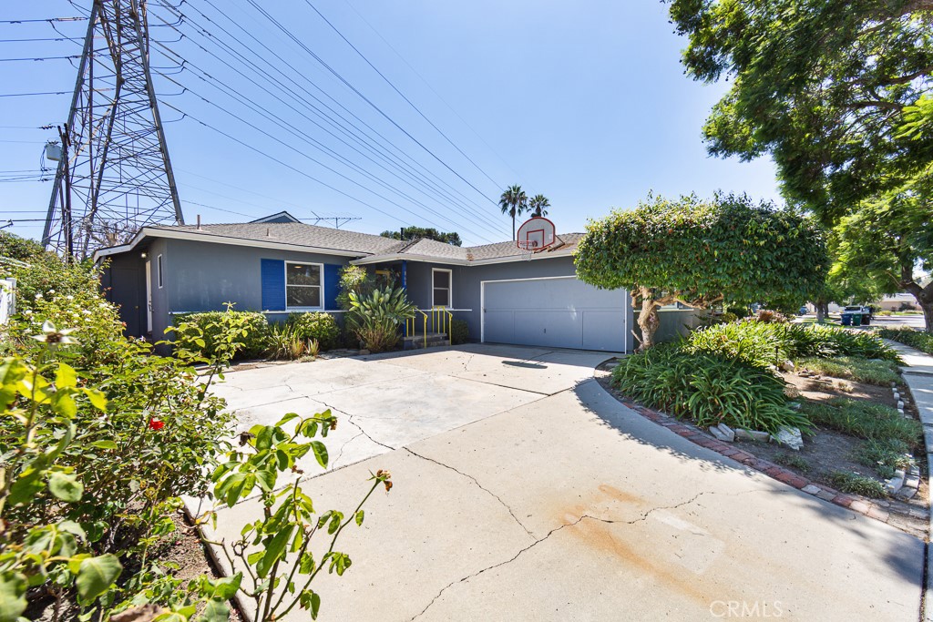 868 Stevely, Long Beach, CA 90815 — photo 1