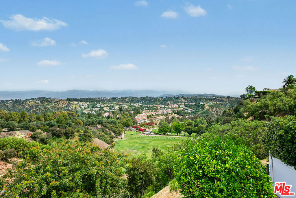 12544 The Vista, Los Angeles, CA 90049 — photo 1