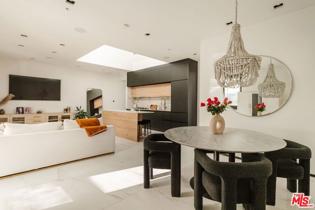 1253 N Sweetzer Avenue 6, West Hollywood, CA 90069 — photo 1