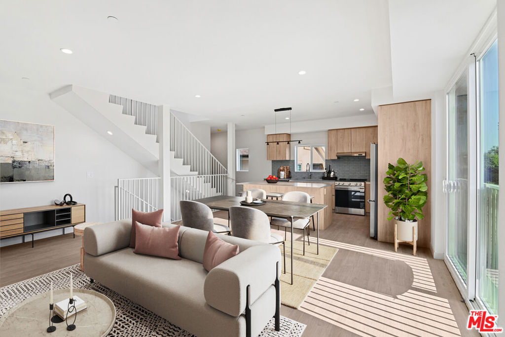 2523 S Orange Drive, Los Angeles, CA 90016 — photo 1