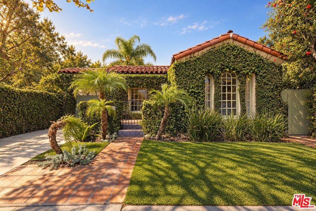 8215 Clinton Street, Los Angeles, CA 90048 — photo 1
