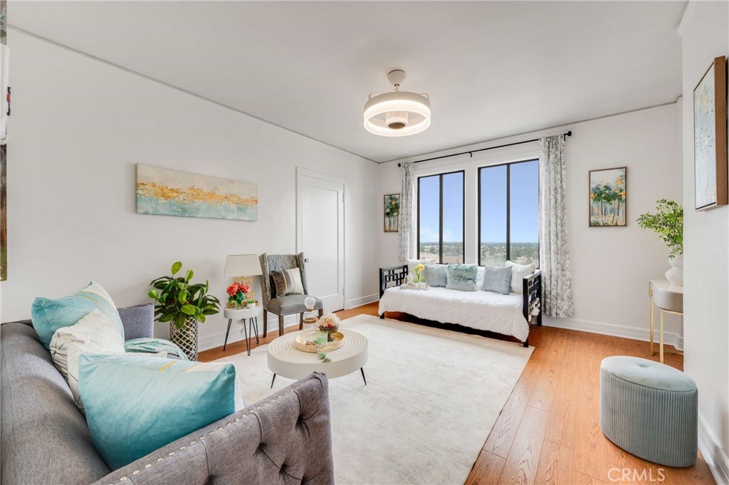 315 W 3rd 1011, Long Beach, CA 90802 — photo 1