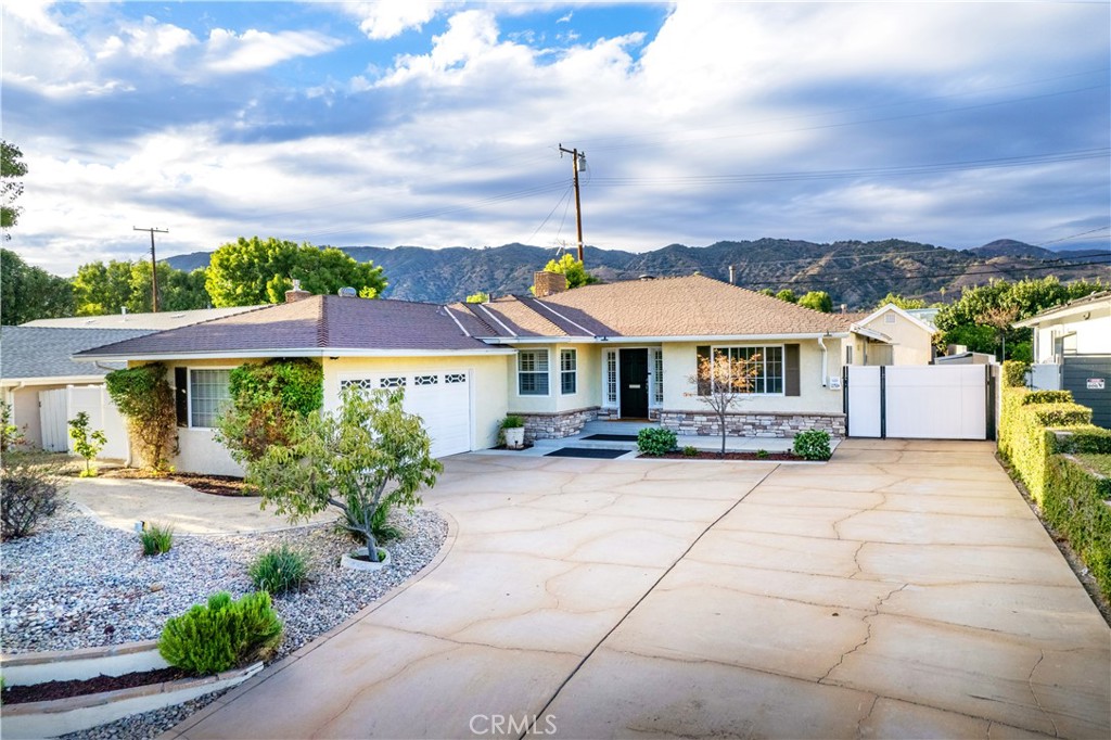 1151 E Comstock Avenue, Glendora, CA 91741 — photo 1