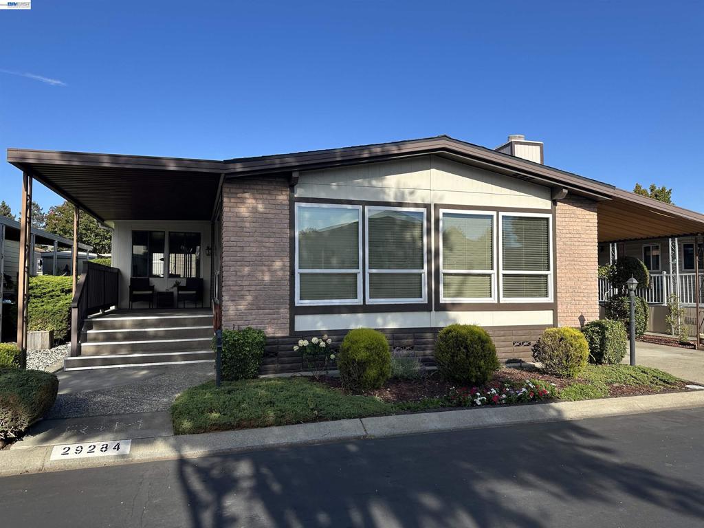 29284 Harpoon Way, Hayward, CA 94544 — photo 1