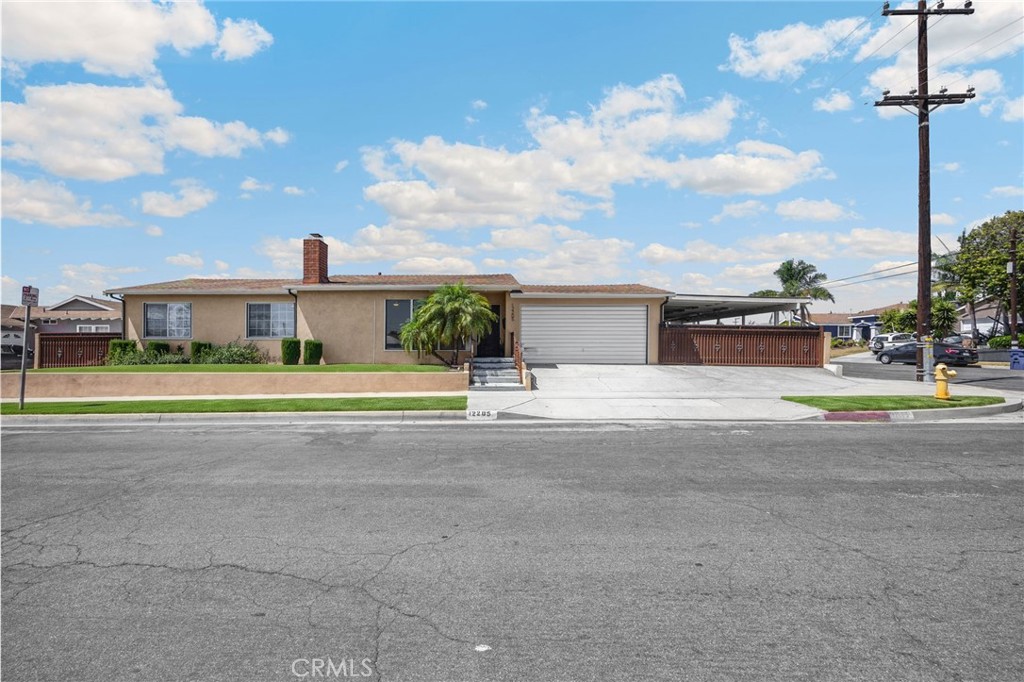 12205 S Halldale, Los Angeles, CA 90047 — photo 1